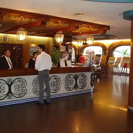 Bajondillo Aparthotel