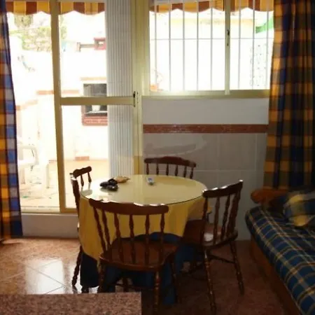 Bajondillo Aparthotel 4*