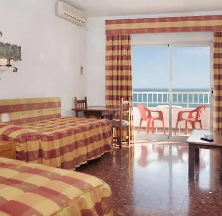 Bajondillo Apartahotel 4*