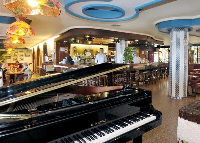 Bajondillo Апарт-отель